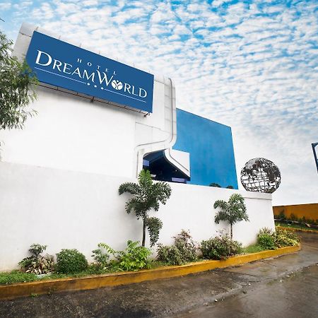 Hotel Dreamworld Las Piñas Eksteriør billede